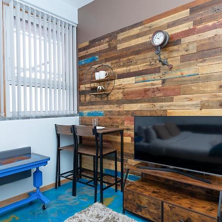 New Stylish Studio Flat Near Woolwich Tube Londra Dış mekan fotoğraf